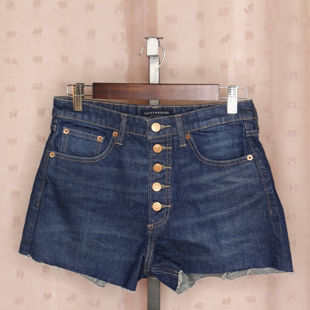 Lucky Pins Lucky Brand Short Size 4/27